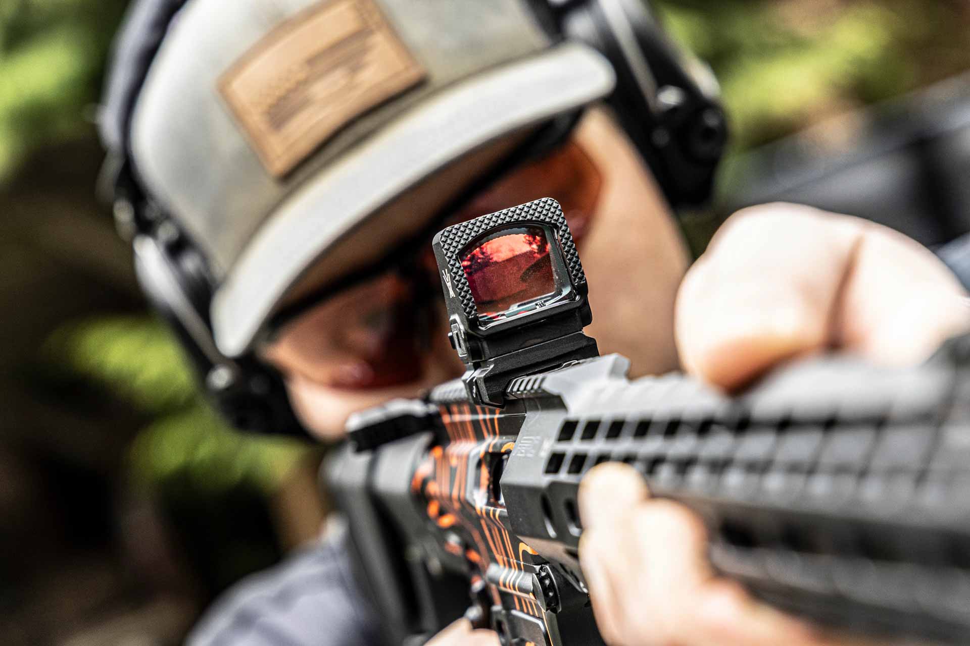 Vortex Defender XL Red Dot 5 MOA 20 Vortex Defender XL Red Dot 5 MOA – VTX_DFXL-MRD5