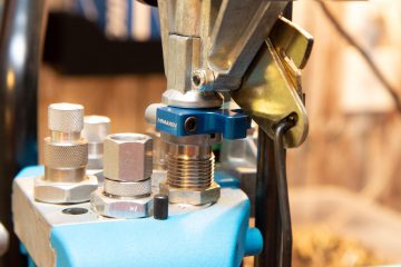 Alternative view of ARMANOV Quick Disconnect for Dillon powder measure