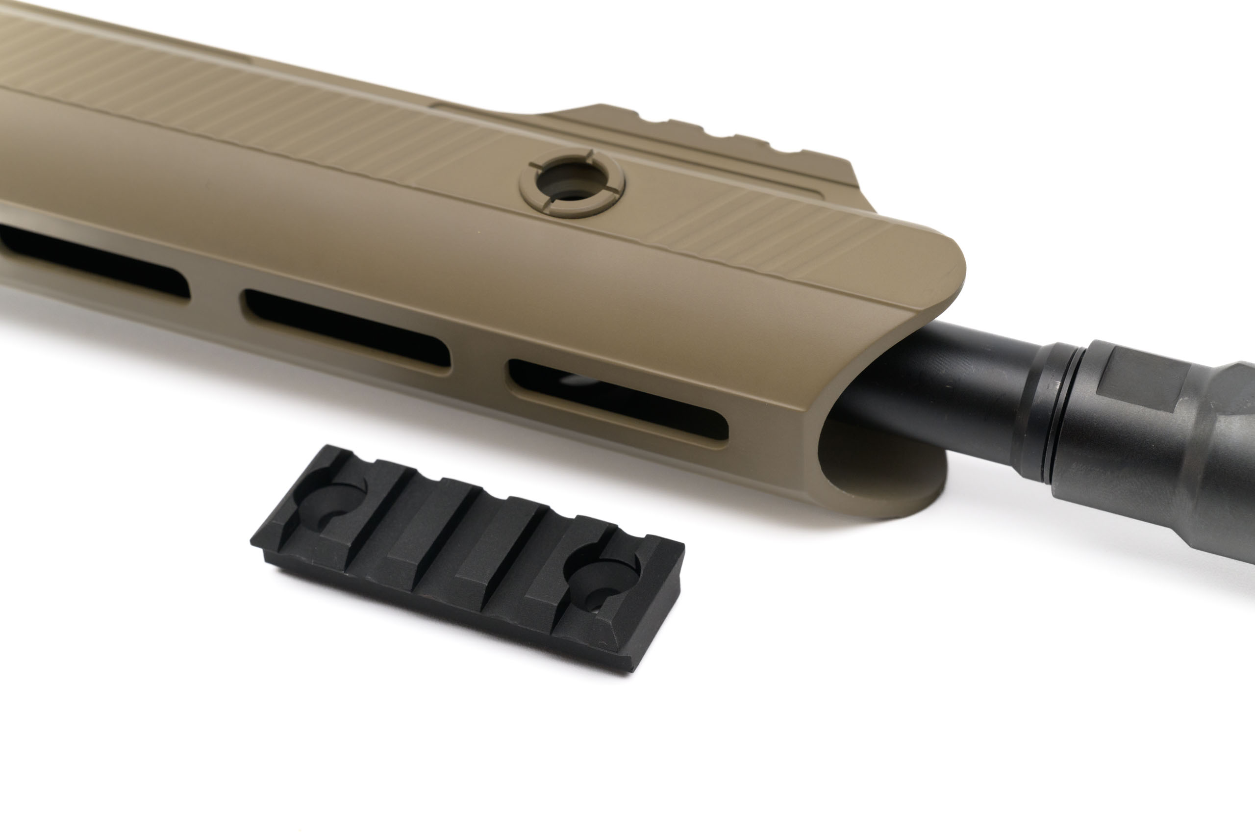 SCHMEISSER AR15-9 Sport Dynamic PCC 10,5" FDE 10 SCHMEISSER AR15-9 Sport Dynamic PCC 10,5″ FDE – SCH-03-0252MFDE